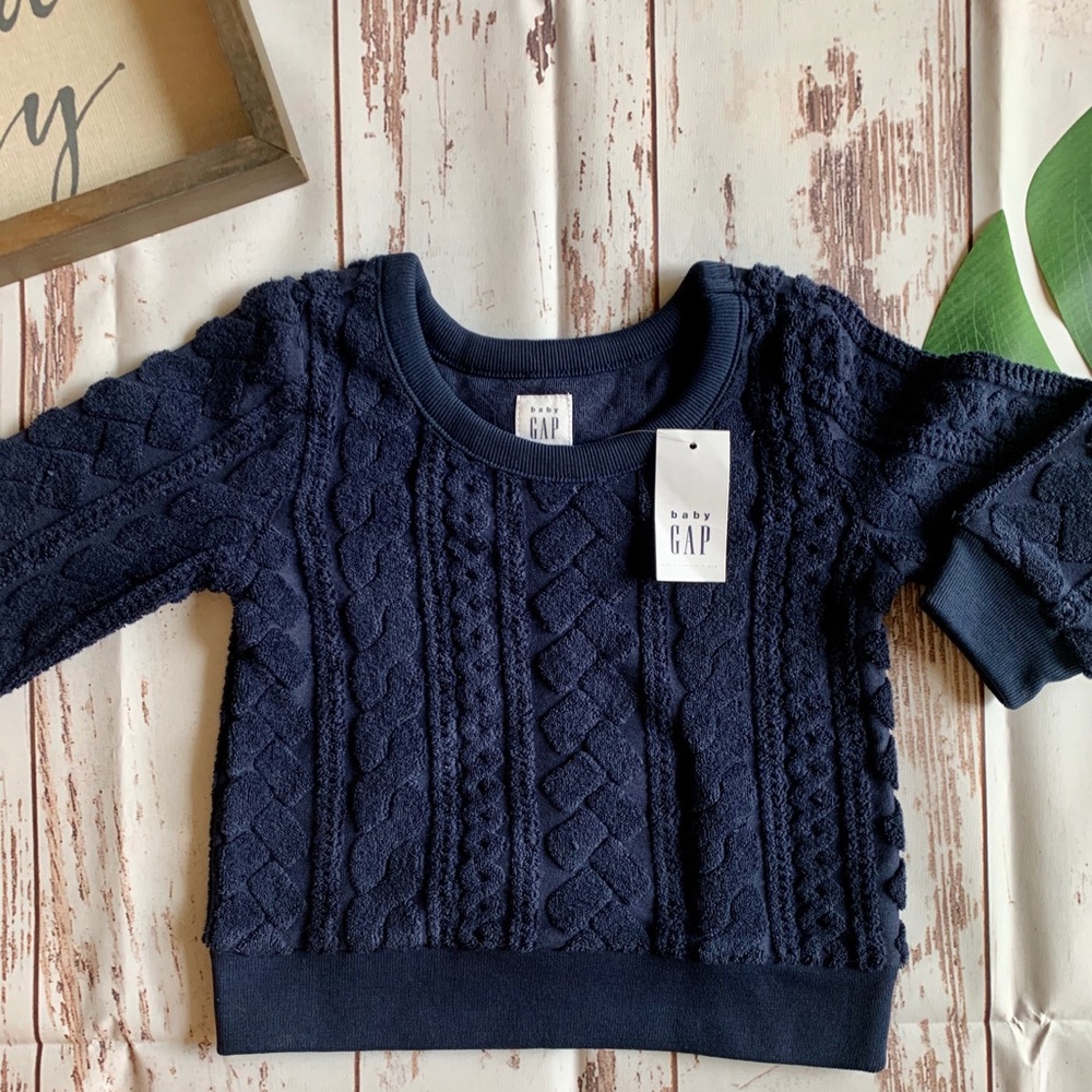 Gap Navy blue sweater